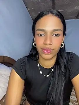 FlorSalvaje  online show from June 2, 2026, 12:10 am