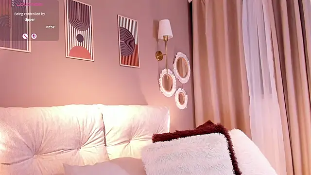 Snapshot of Agata_Laurent_ chatting on April 30, 2026, 3:46 am Agata Laurent online show from April 30, 2026, 3:46 am