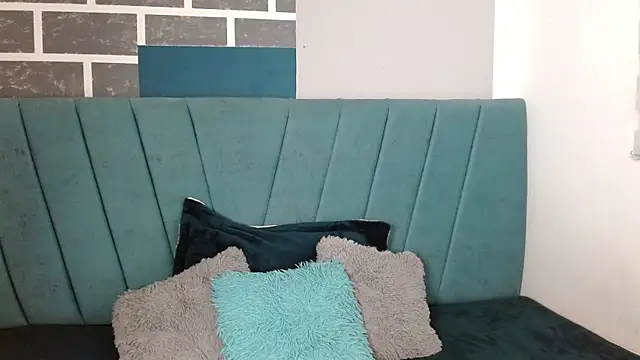 Snapshot of Sweet_kitty_05 chatting on May 30, 2026, 11:32 pm Sweet kitty 05 online show from May 30, 2026, 11:32 pm