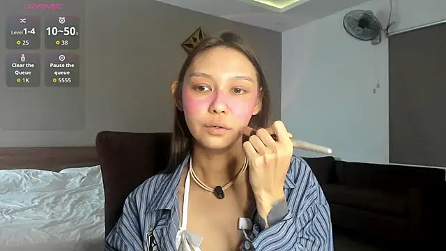 Snapshot of amy_peachy chatting on August 8, 2026, 7:15 am amy peachy online show from August 8, 2026, 7:15 am
