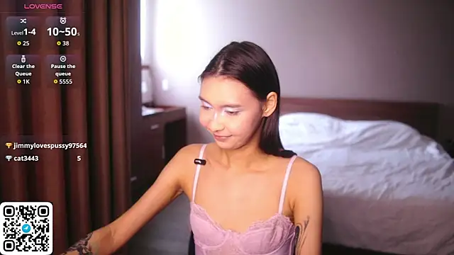 Snapshot of amy_peachy chatting on July 9, 2026, 4:35 am amy peachy online show from July 9, 2026, 4:35 am