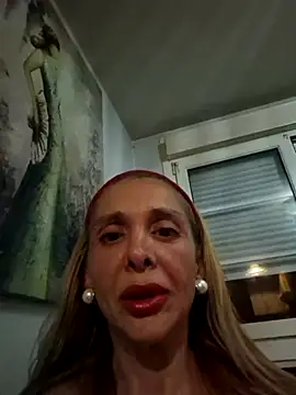 Snapshot of ssndratrans chatting on May 29, 2026, 2:50 am ssndratrans online show from May 29, 2026, 2:50 am