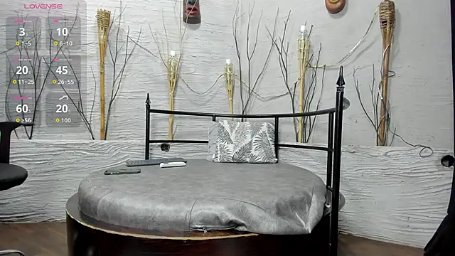 Snapshot of DarianWill18 chatting on March 27, 2026, 8:26 am DarianWill18 online show from March 27, 2026, 8:26 am