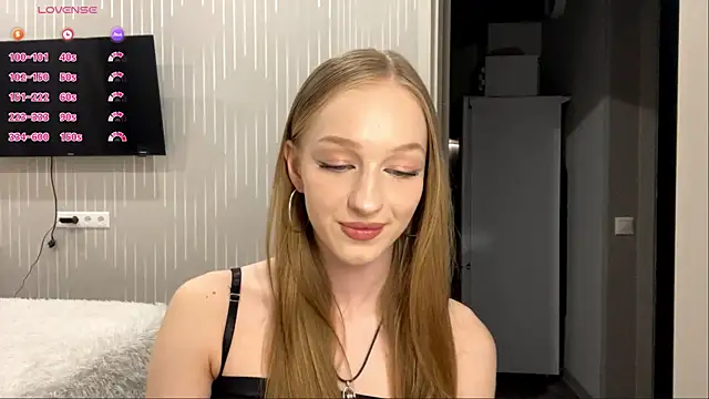 Anika Socutehe online show from May 23, 2026, 8:08 pm
