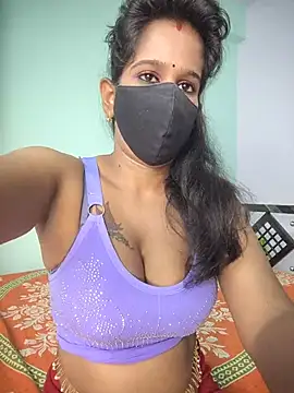 Snapshot of Tinaa_baby chatting on May 23, 2026, 4:06 pm Tinaa baby online show from May 23, 2026, 4:06 pm