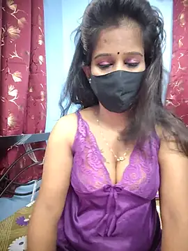 Snapshot of Tinaa_baby chatting on June 5, 2026, 12:15 am Tinaa baby online show from June 5, 2026, 12:15 am