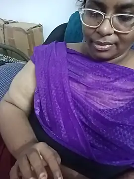 Snapshot of deepika-mallus chatting on May 30, 2026, 9:09 pm deepika-mallus online show from May 30, 2026, 9:09 pm