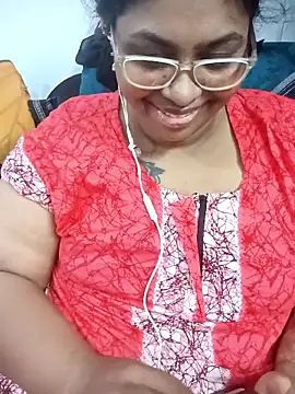 Snapshot of deepika-mallus chatting on May 20, 2026, 12:40 am deepika-mallus online show from May 20, 2026, 12:40 am