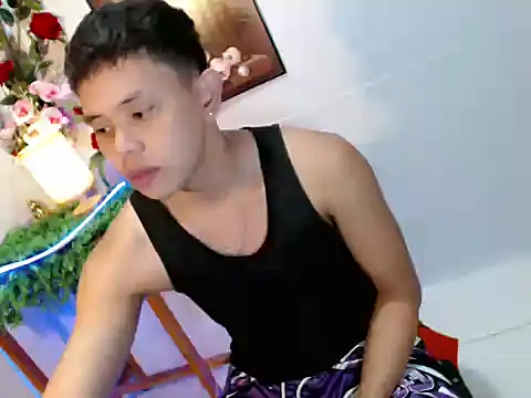 Snapshot of Baby_Maxxx chatting on May 29, 2026, 5:13 am Baby Maxxx online show from May 29, 2026, 5:13 am