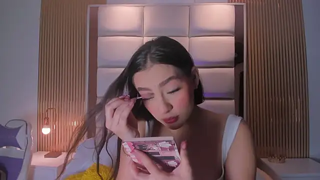 Snapshot of Megaan_Rousee chatting on March 15, 2026, 11:39 am Megaan Rousee online show from March 15, 2026, 11:39 am