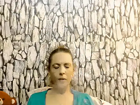 Hot queen58 online show from May 17, 2026, 7:30 am