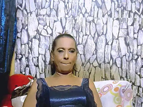 Hot queen58 online show from April 22, 2026, 4:25 pm