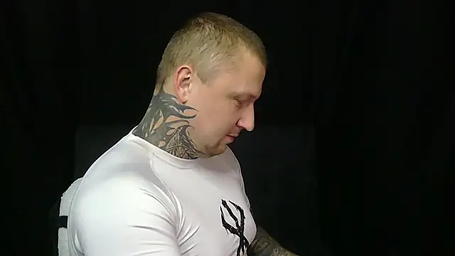 devilWithTats online show from May 24, 2026, 11:54 am
