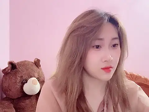 Ellie8386 online show from May 3, 2026, 2:09 pm