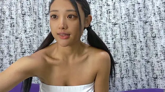 Rielu xoxo online show from April 24, 2026, 11:56 am