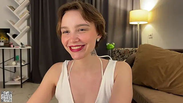 Snapshot of Lolatatee chatting on July 2, 2026, 6:58 pm Lolatatee online show from July 2, 2026, 6:58 pm