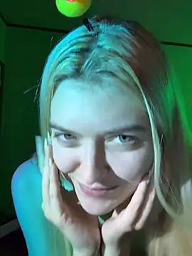 Rainsworld420 online show from April 4, 2026, 3:35 am