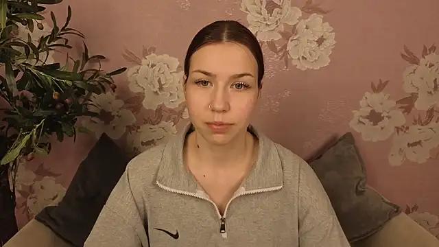 AleshiaFontes online show from March 3, 2026, 11:50 am