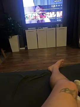 ParaXxx online show from May 9, 2026, 11:52 pm