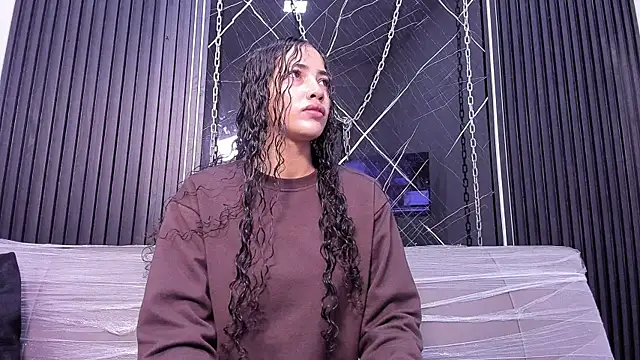Snapshot of Megan_Duskk chatting on July 9, 2026, 12:15 pm Megan Duskk online show from July 9, 2026, 12:15 pm