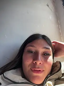 Miss Dani online show from May 9, 2026, 6:55 pm