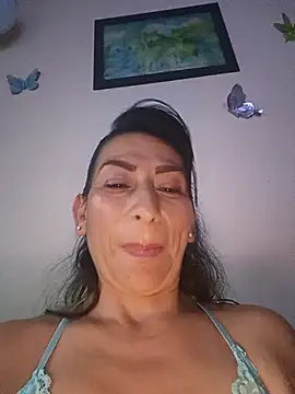 Snapshot of Lucia_Rios chatting on June 18, 2026, 11:10 pm Lucia Rios online show from June 18, 2026, 11:10 pm