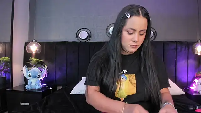 Snapshot of alejandra__garcia chatting on May 20, 2026, 3:25 am alejandra garcia online show from May 20, 2026, 3:25 am