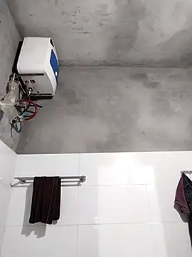 Snapshot of Lilinn_ chatting on April 3, 2026, 11:38 am Lilinn online show from April 3, 2026, 11:38 am