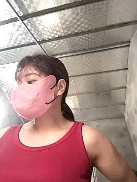 Snapshot of Lilinn_ chatting on April 2, 2026, 11:11 pm Lilinn online show from April 2, 2026, 11:11 pm