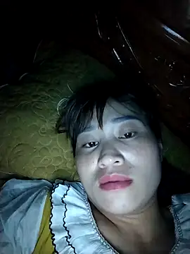 Snapshot of Lilinn_ chatting on March 8, 2026, 6:00 pm Lilinn online show from March 8, 2026, 6:00 pm