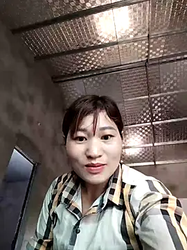 Snapshot of Lilinn_ chatting on March 30, 2026, 6:37 am Lilinn online show from March 30, 2026, 6:37 am