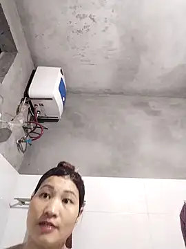 Snapshot of Lilinn_ chatting on March 28, 2026, 11:33 am Lilinn online show from March 28, 2026, 11:33 am