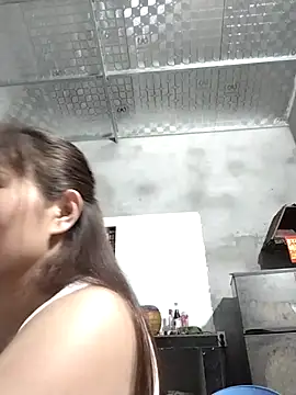 Snapshot of Lilinn_ chatting on March 29, 2026, 11:45 am Lilinn online show from March 29, 2026, 11:45 am