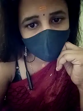 Snapshot of Tamil_Rani- chatting on April 2, 2026, 8:48 pm Tamil Rani- online show from April 2, 2026, 8:48 pm