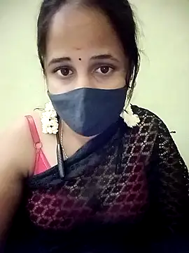Snapshot of Tamil_Rani- chatting on March 23, 2026, 7:58 pm Tamil Rani- online show from March 23, 2026, 7:58 pm