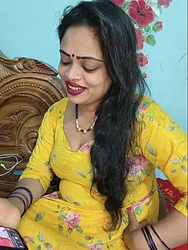 Beauty-3 online show from July 7, 2026, 7:28 pm