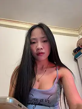 Snapshot of MIABCDZ chatting on May 5, 2026, 5:54 am MIABCDZ online show from May 5, 2026, 5:54 am