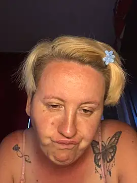 SofiaAmour online show from June 25, 2026, 6:35 pm