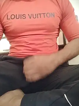 Snapshot of Rocky_boy4 chatting on June 15, 2026, 10:48 am Rocky boy4 online show from June 15, 2026, 10:48 am