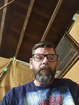 Snapshot of ultimateBWC chatting on July 26, 2026, 2:35 pm ultimateBWC online show from July 26, 2026, 2:35 pm