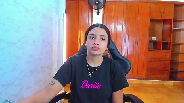 lizzie skinny online show from May 13, 2026, 6:59 pm