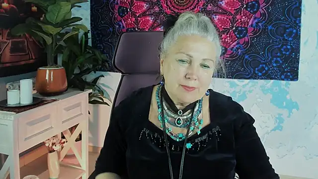Snapshot of LilaMaharani chatting on June 16, 2026, 1:55 pm LilaMaharani online show from June 16, 2026, 1:55 pm