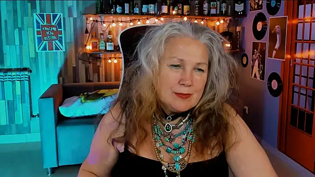 Snapshot of LilaMaharani chatting on July 6, 2026, 3:03 pm LilaMaharani online show from July 6, 2026, 3:03 pm