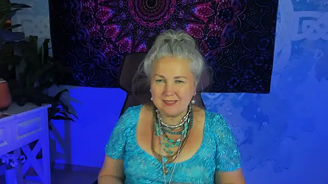 Snapshot of LilaMaharani chatting on August 1, 2026, 1:53 pm LilaMaharani online show from August 1, 2026, 1:53 pm