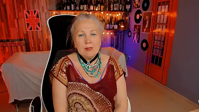 Snapshot of LilaMaharani chatting on May 22, 2026, 3:43 pm LilaMaharani online show from May 22, 2026, 3:43 pm