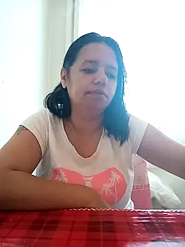 roxana e43 online show from April 16, 2026, 4:24 am