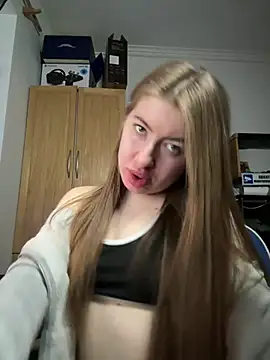 Barbiio online show from February 28, 2026, 8:19 pm