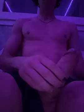 Aiykoo online show from February 28, 2026, 9:47 pm