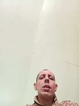 Hugo1993 online show from April 3, 2026, 2:45 pm