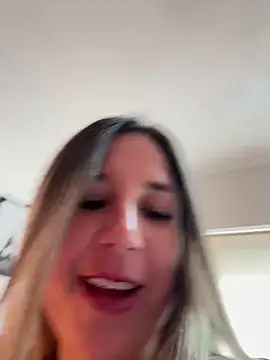 Snapshot of soytina_virtuall chatting on April 3, 2026, 7:20 pm soytina virtuall online show from April 3, 2026, 7:20 pm